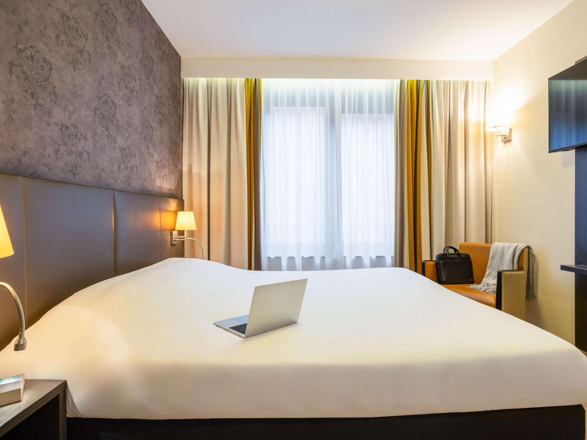 Ibis Styles Hotel Brussels Centre Stephanie Zewnętrze zdjęcie